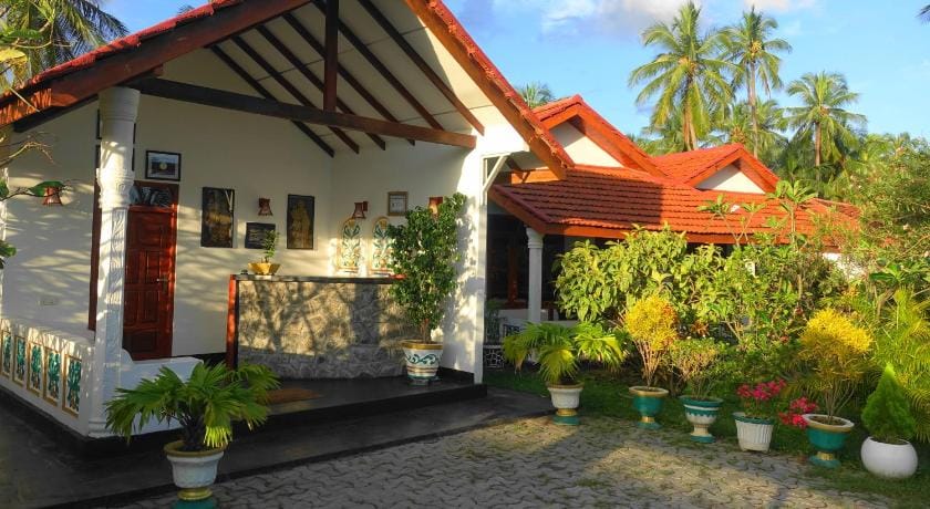 Regina Beach Bungalow