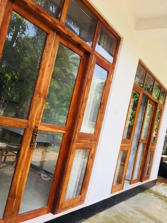 Cinnamon Holiday Rest