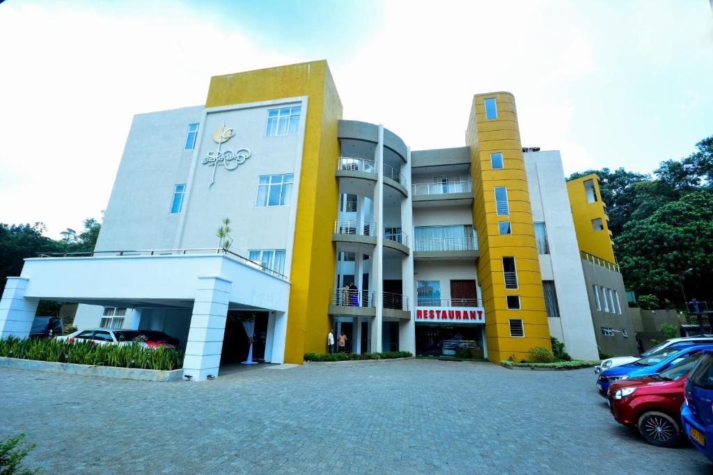 Kethumathee Hotel & Banquet