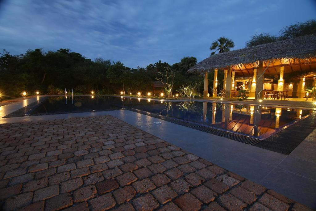 Cloud Nine Lanka Resort