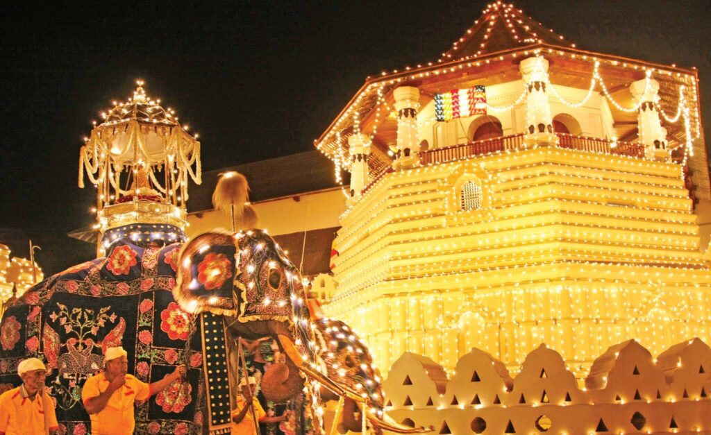 Can you visit Buddhist Temples in Kandy During Esala Perahera?