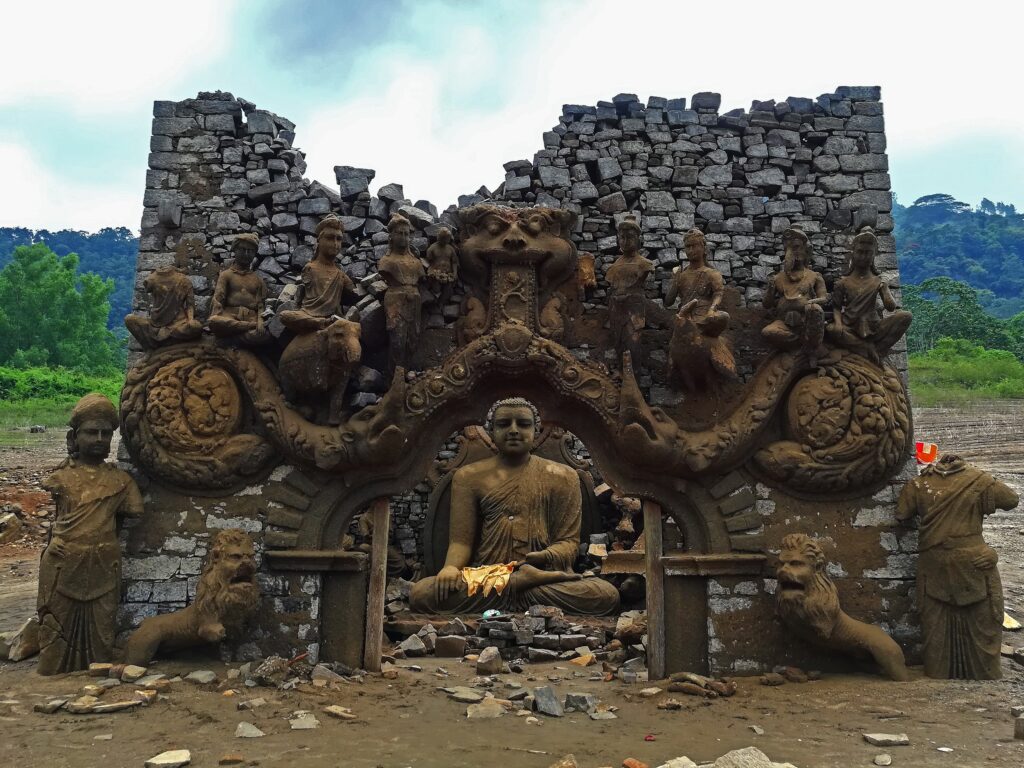 The Ancient Kadadora Temple